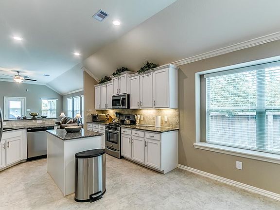 4th image of 23509 Banks Mill Dr