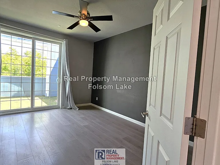 405 Harriet Ln — Photo 14