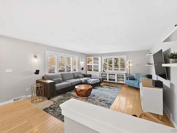 3rd image of 6022 W Alder Avenue