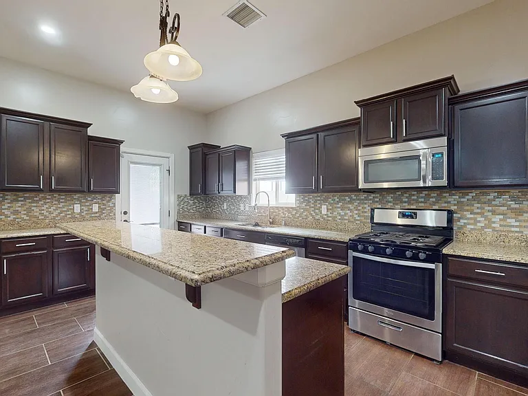 7169 N Skies Ln — Photo 8