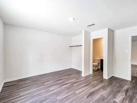 5th image of 4640 Erskine St Unit A