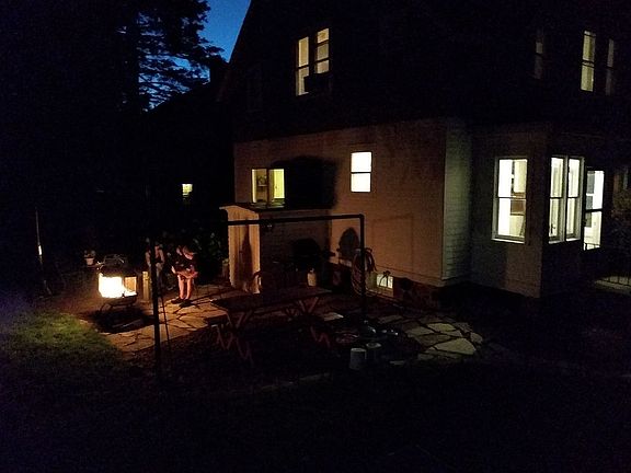 5th image of 133 Cherry St