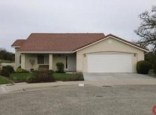 913 Palm Desert Ct, Paso Robles, CA 93446