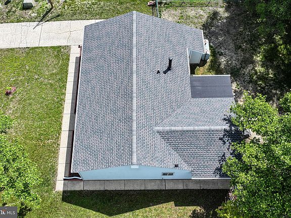 4th image of 207 Coville Dr