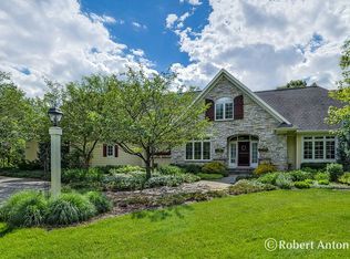 2469 Valleybrook Ct NE, Ada, MI 49301