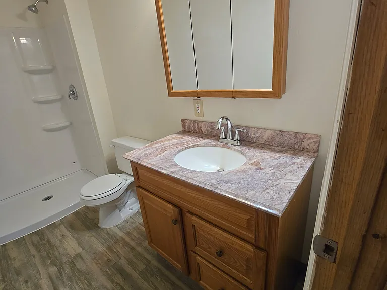 2311 Apple Ave — Photo 7