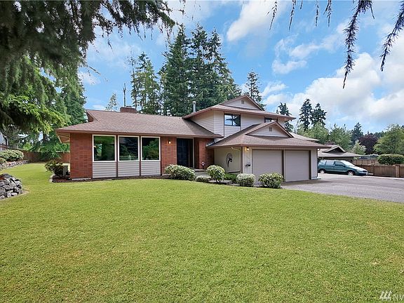 4th image of 5508 82nd Street Ct E