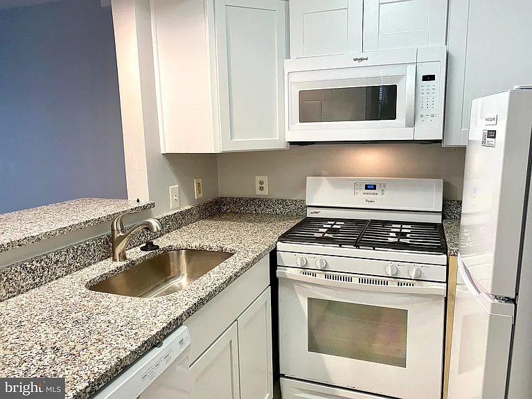 4733 Bradley Blvd #9 — Photo 5