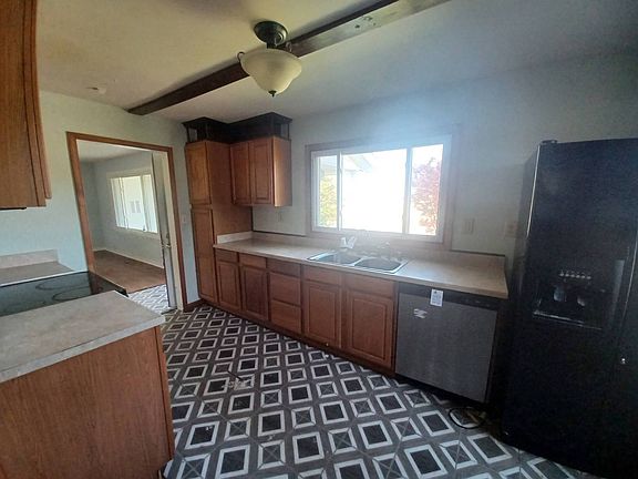 4th image of 22292 E 700th Rd