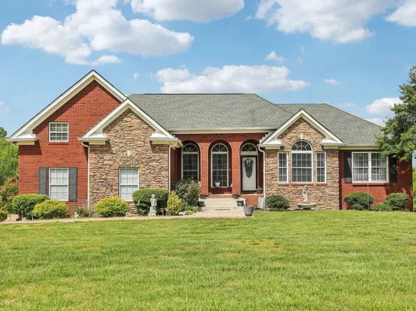 4025 Moore Hollow Rd, Woodlawn, TN 37191