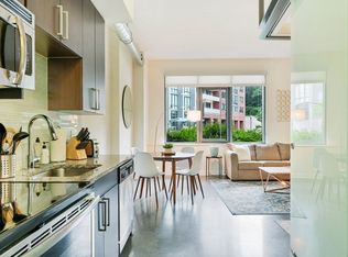 Del Ray Tower at Fuse, Alexandria, VA 22305