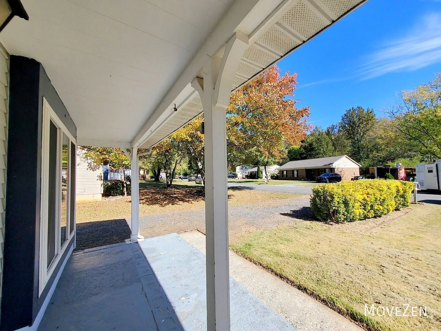 8250 Bald Ridge Dr Charlotte, NC 28227 On Large Beautiful Wooded Lot — Photo 2