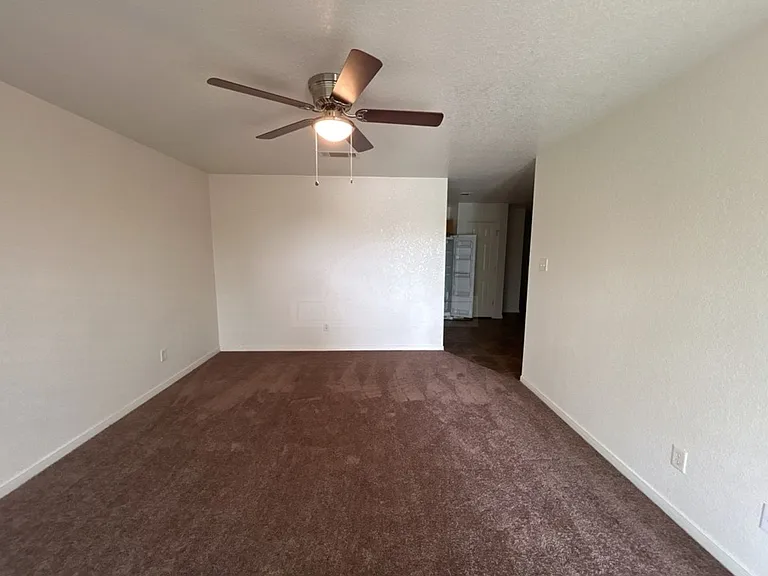 308 Cedar Ridge Dr — Photo 6