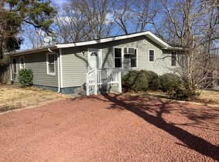 28 Oakland Dr, Jackson, NJ