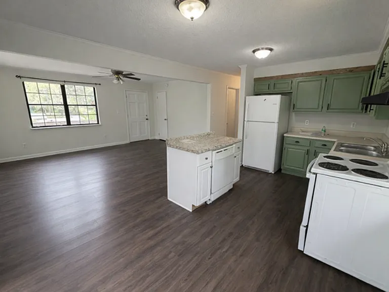 2340 Hines Valley Rd — Photo 8