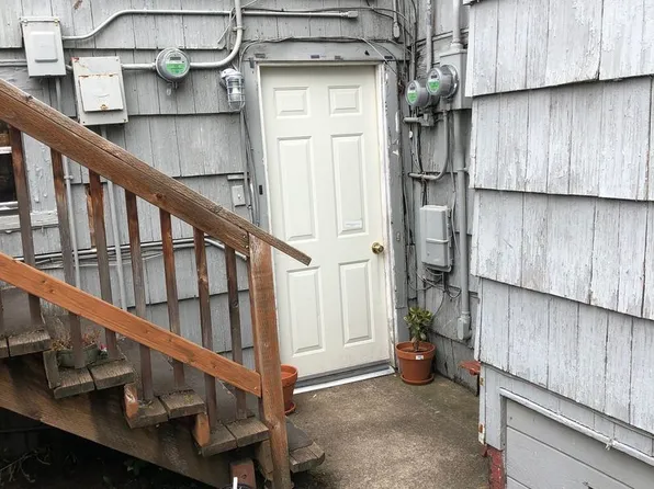 1005 W 12th Aly, Eugene, OR 97402