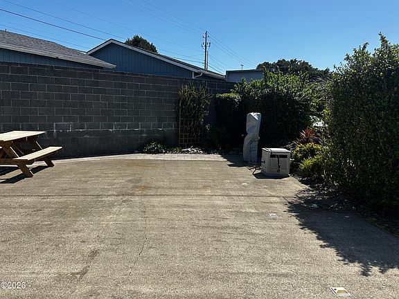 3rd image of 6225 N Coast Hwy Lot 245