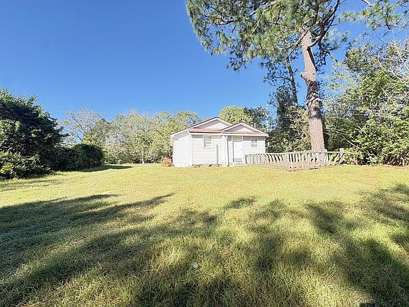 4th image of 4000 Old Doerun Rd