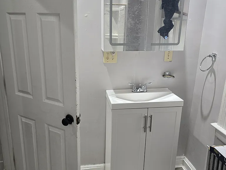 10 Park Ave #1 — Photo 11