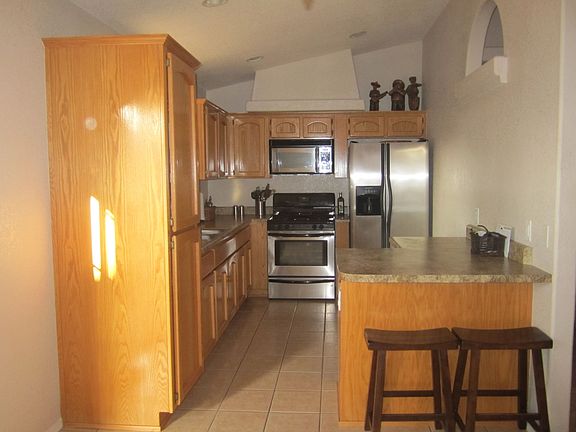 3rd image of 10450 E 37th Pl