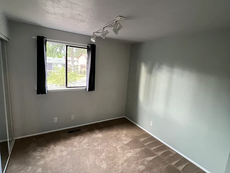 11239 SE 324th St — Photo 9