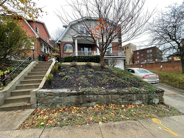 315 Lavina Ave, Pittsburgh, PA 15216