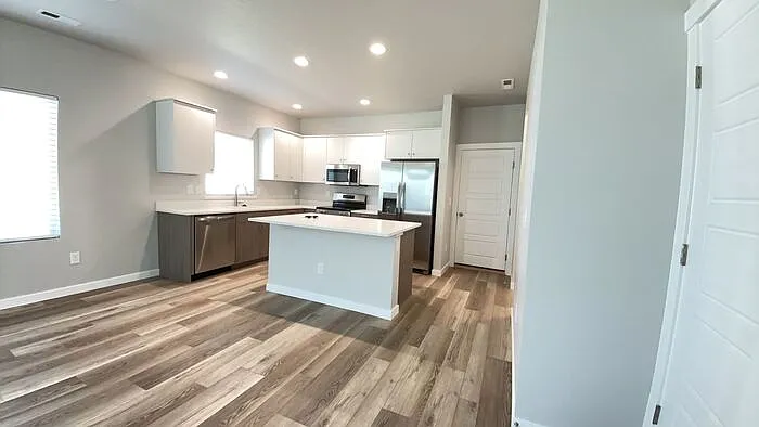 6125 N Tarako Ave — Photo 7