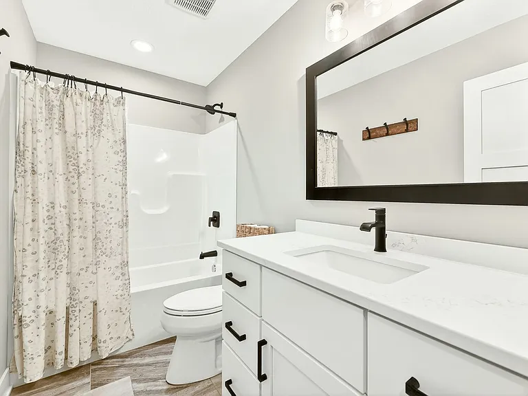 5411 Destination Ln NE — Photo 19