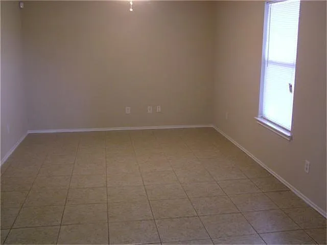 15947 Regal Trace Ln — Photo 5