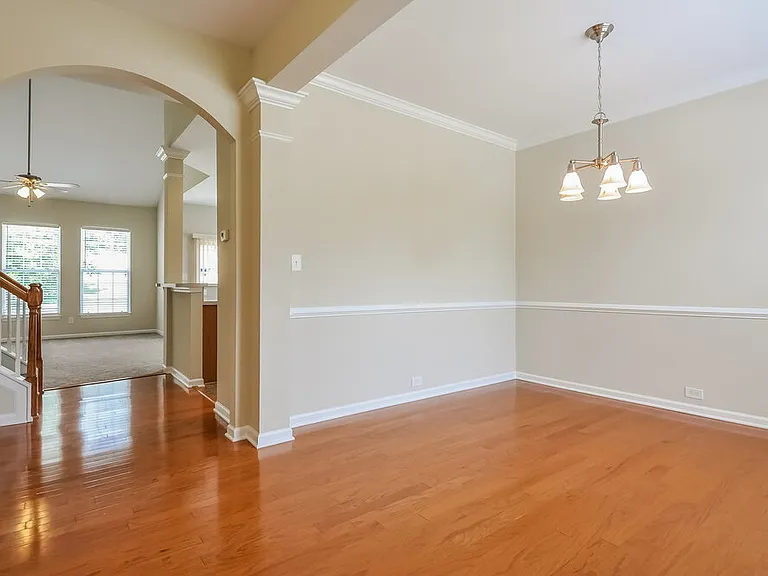 802 Shefford Town Dr — Photo 6