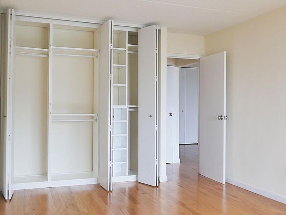 4th image of 1155 Warburton Ave APT 11J