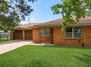 216 Schilling St, Baytown, TX 77520