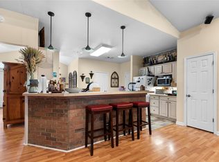 741 S Valentine Dr, Sherman, TX 75090