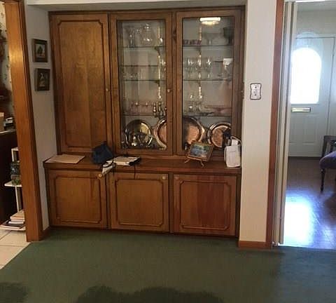 3rd image of 1340 N Rose Dr