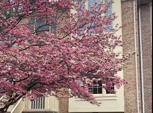 1353 Heritage Oak Way, Reston, VA 20194