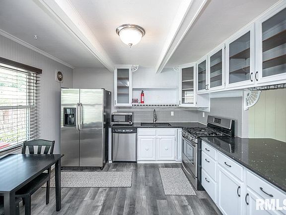 2nd image of 3705 W Carmel Ave