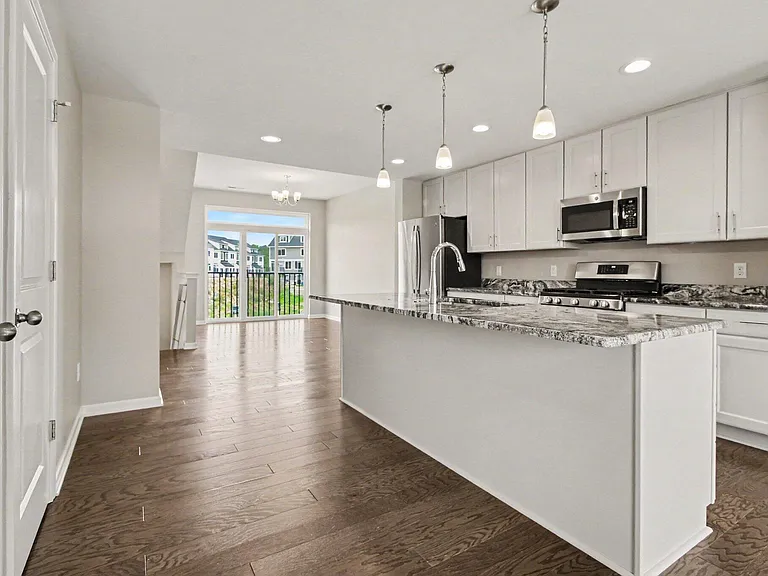 2717 Bristol Ridge Dr — Photo 7
