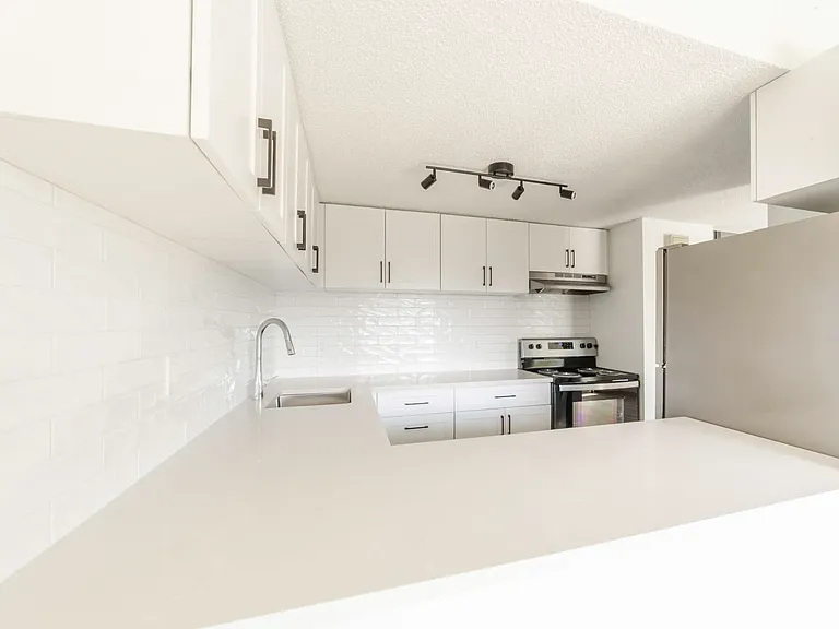 739 Bracewood Dr SW — Photo 54