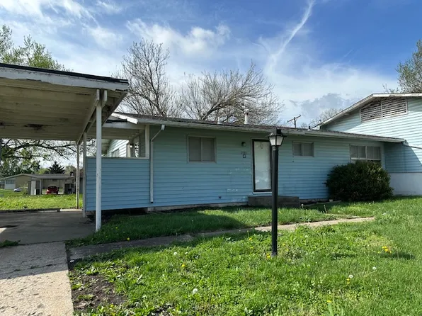 1501 SW 69th Ter, Topeka, KS 66619