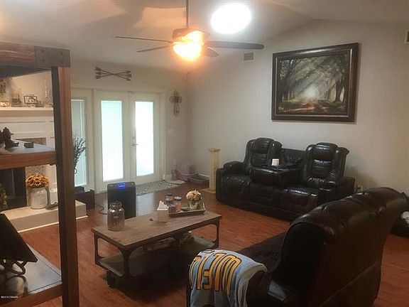 2nd image of 5982 Pelham Dr