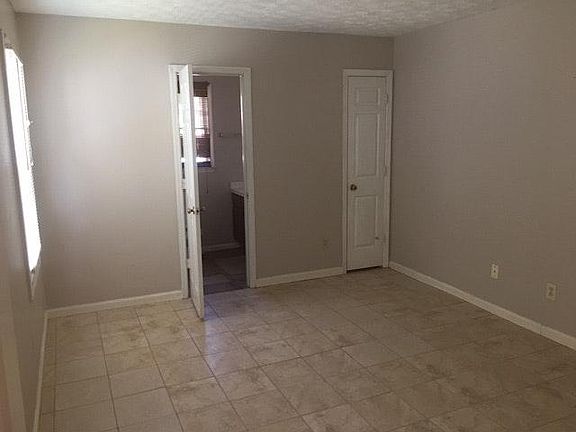 3rd image of 240 Timber Creek Ln SW