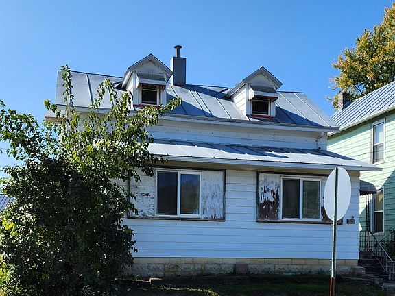 3rd image of 715 Prospect St #1