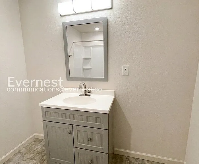 3194 Fairmont Dr #11-A — Photo 8