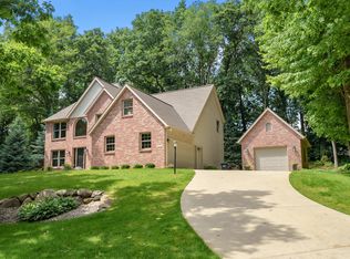 6374 Killington Dr, Kalamazoo, MI 49009