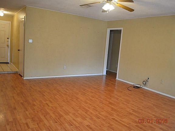 3rd image of 5210 Abercreek St