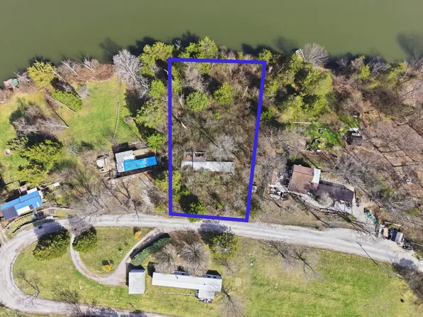 745 Marathon Dr, Corinth, KY 41010