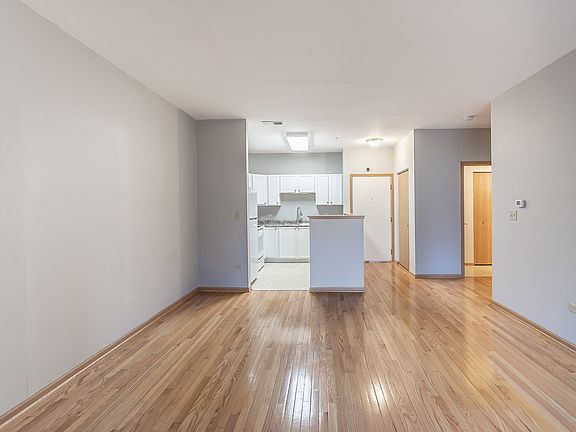 5th image of 801 N McLean Blvd APT 114