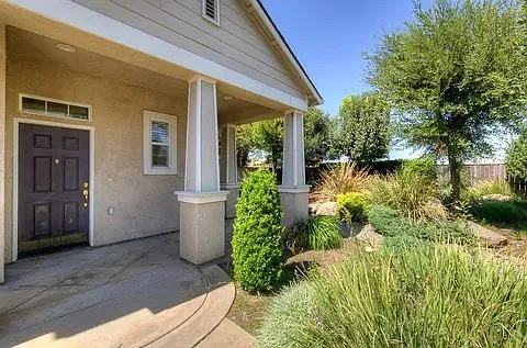 1892 N Mont Blanc Ln — Photo 3