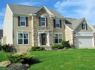 1253 Bexley Cir, Akron, OH 44312