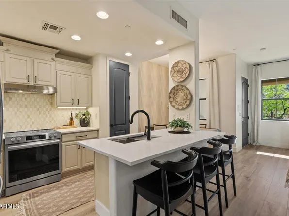 10055 N 142ND Street #1010, Scottsdale, AZ 85259